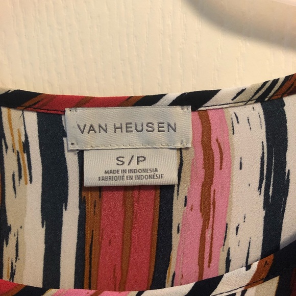Van Heusen top - Picture 2 of 2